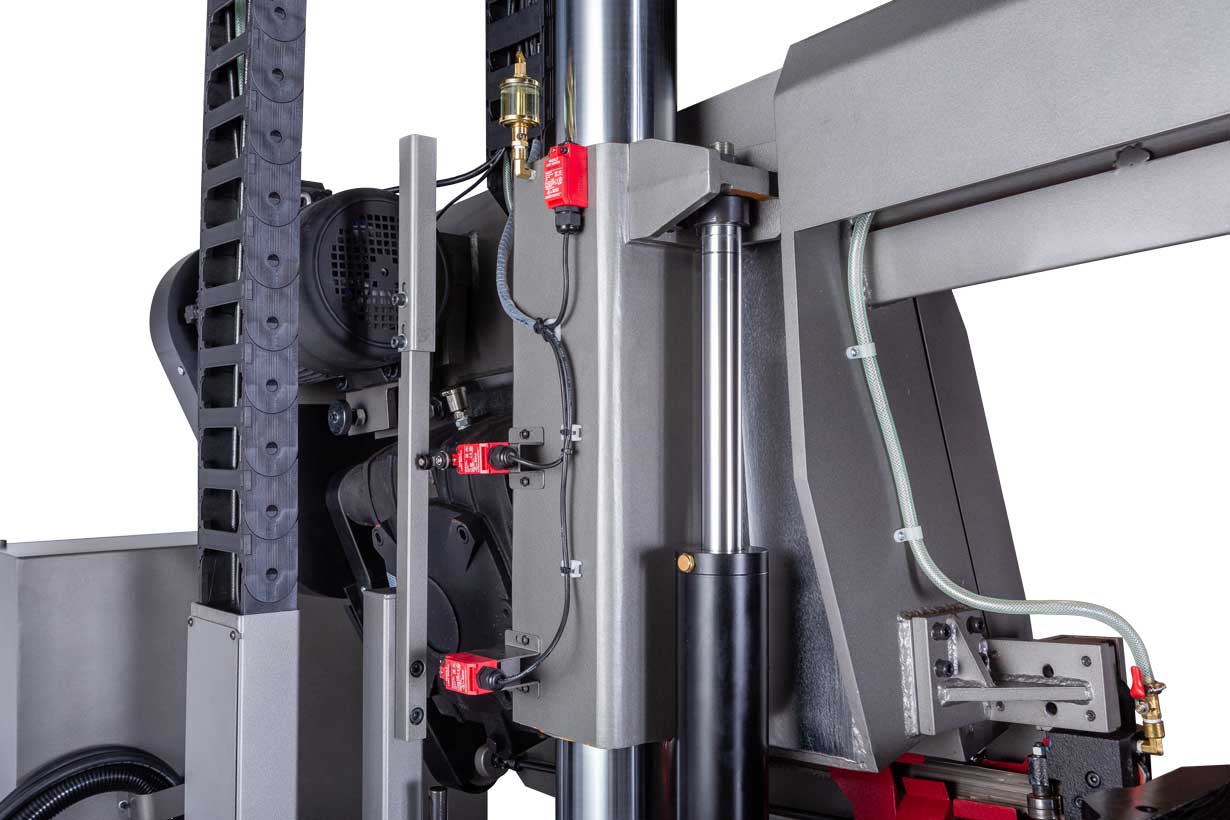 JET MBS-1832DAS Ленточнопильный станок с автоматическим поворотом пильной рамы