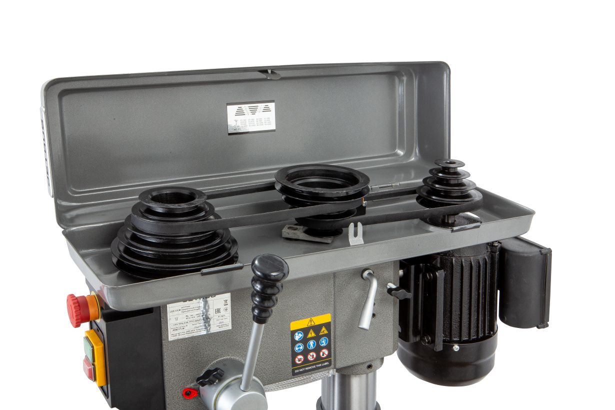 JETRUS JDP-17LM Вертикально-сверлильный станок 230В